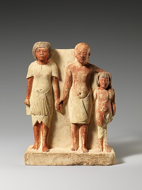 儿童艺术策展人-艺术史上的父亲-新王国，古埃及，两个男人和一个男孩的雕像，作为国内的图标，约公元前1353-1336年